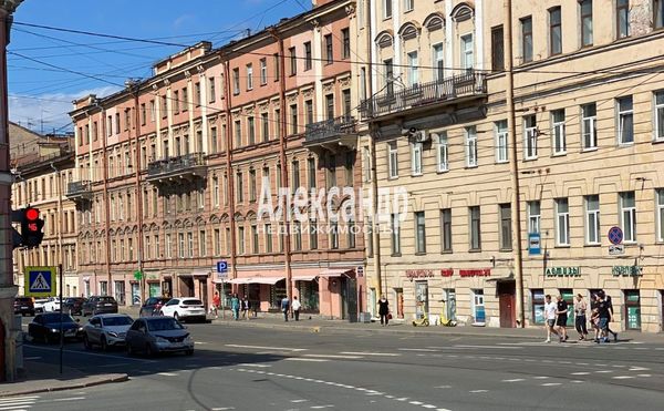 Фото: Помещение с красивыми витринами на первой линии Лермонтовского проспекта test