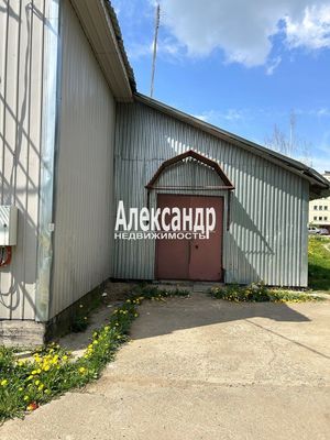 Фото: Продажа отдельно стоящего нежилого здания на участке 4 сотки test