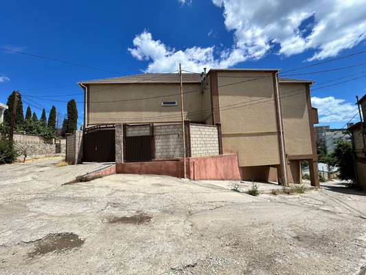 Фото: Продажа нежилого здания в Алуште! test