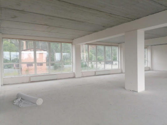 Фото: На трафике 300 м. первая линия test