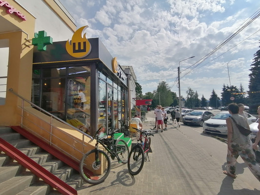 Фото: На трафике 300 м. первая линия test