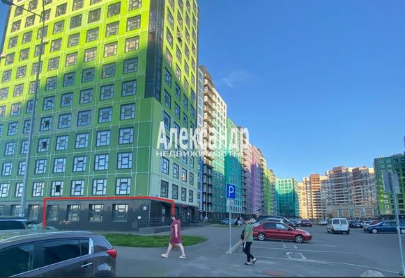 Фото: Арена углового торгового помещения 72 кв.м. test