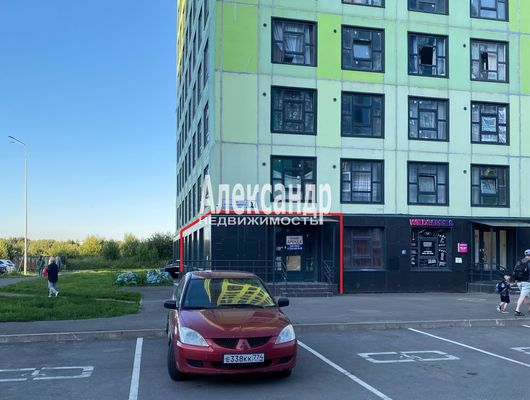 Фото: Арена углового торгового помещения 72 кв.м. test