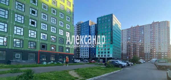 Фото: Арена углового торгового помещения 72 кв.м. test