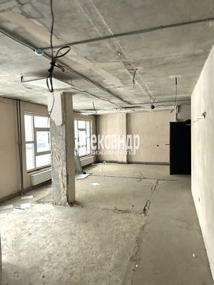 Фото: Арена углового торгового помещения 72 кв.м. test