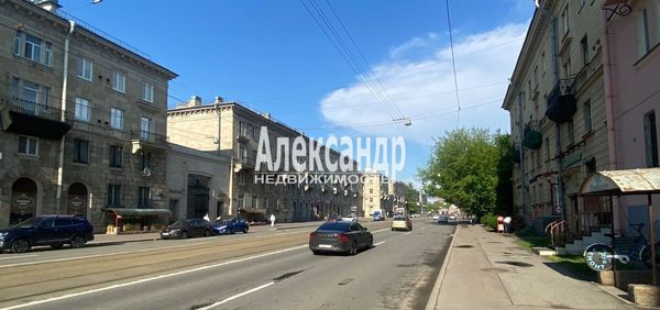 Фото: Продажа помещения с арендатором на первой линии улицы Савушкина у метро Черная речка test