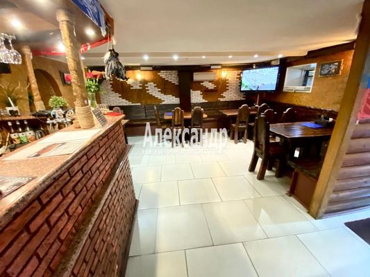 Фото: Продажа помещения с арендатором на первой линии улицы Савушкина у метро Черная речка test