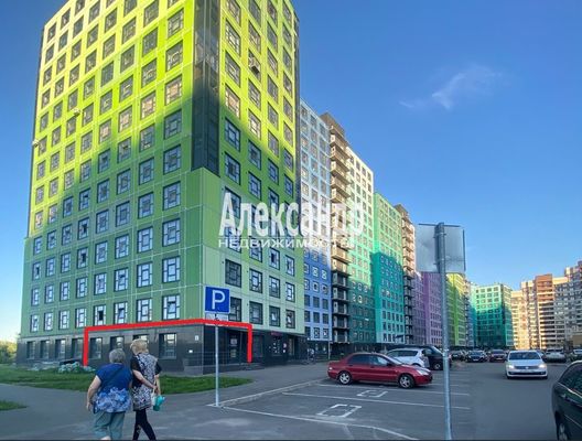 Фото: Продажа углового помещения свободного назначения 72 кв.м. в Мурино test