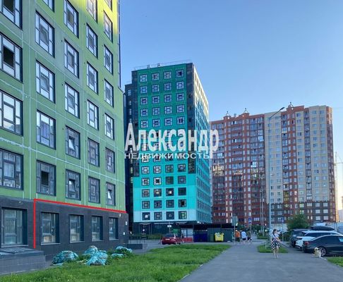 Фото: Продажа углового помещения свободного назначения 72 кв.м. в Мурино test