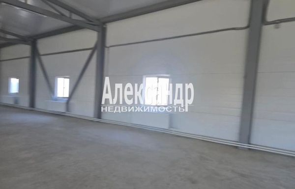 Фото: Аренда помещения под ритейл/магазин и тп на территории Ленинградская область, Лаголовское сельское поселение, Ломоносовский район. Находится на Кингисеппском шоссе, в 12 км от КAД. test