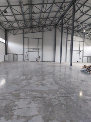 Фото: Склад 4000 м2 на Киевском шоссе test