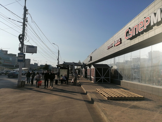 Фото: Первая линия 600 м. в ТЦ test