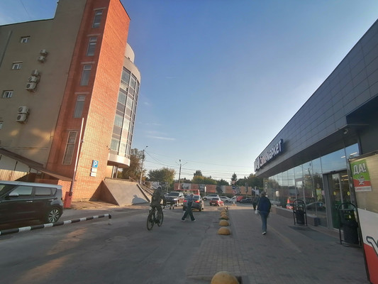 Фото: Первая линия 600 м. в ТЦ test