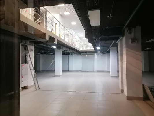 Фото: Первая линия 600 м. в ТЦ test