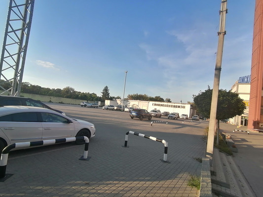 Фото: Первая линия 600 м. в ТЦ test