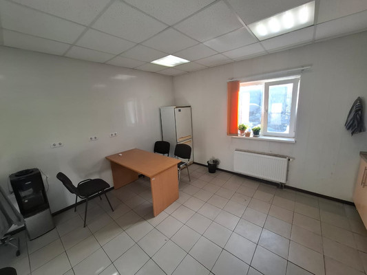 Фото: Здание 700 кв.м на участке 13сот. test