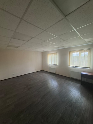 Фото: Здание 700 кв.м на участке 13сот. test