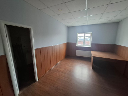 Фото: Здание 700 кв.м на участке 13сот. test