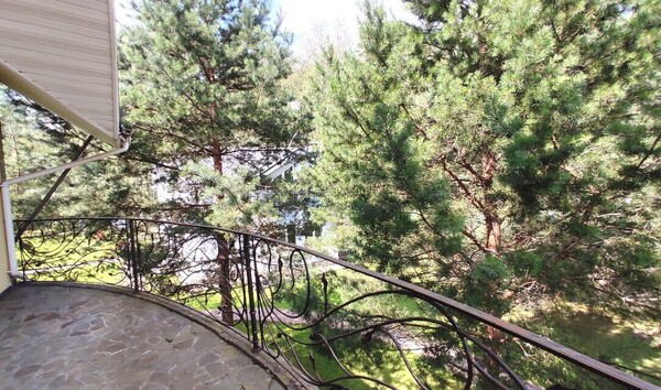 Фото: Продам коммерческое помещение 550 м2, Радужная ул, 4, Красные Холмы д test