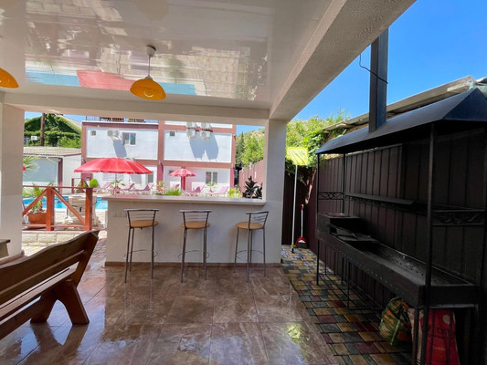 Фото: Гостиница на берегу моря. test