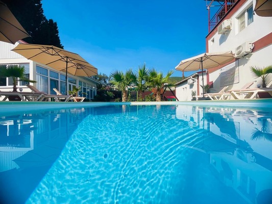 Фото: Гостиница на берегу моря. test