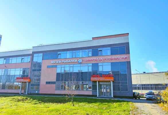 Фото: Торговое помещение 148 кв.м. с парковкой и рекламой на трафике test