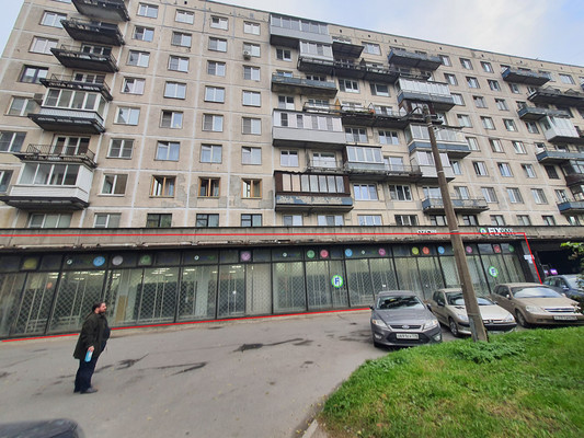 Фото: Помещение с витринами test