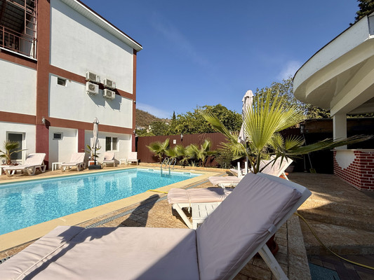 Фото: Гостиница на берегу моря. test