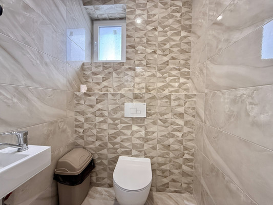 Фото: Дом под бизнес в Симферополе! test