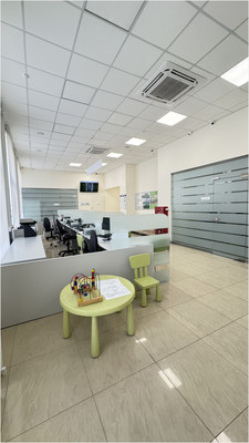 Фото: Фасадного помещения на трафике! test