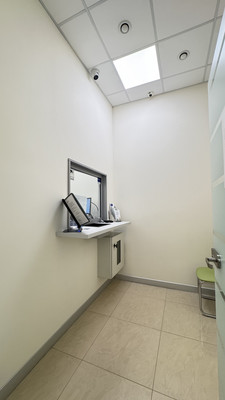 Фото: Фасадного помещения на трафике! test