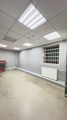 Фото: Фасадного помещения на трафике! test