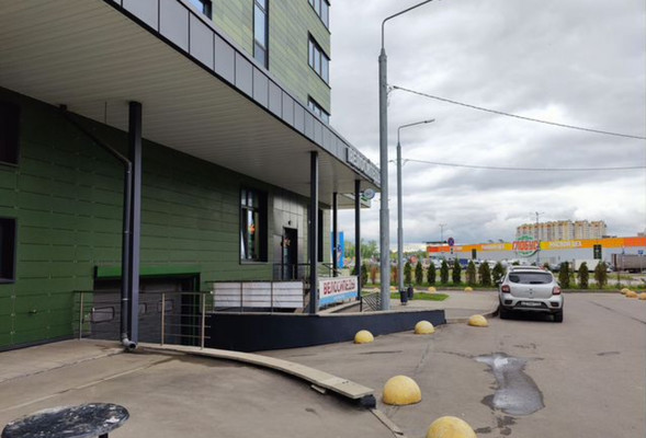 Фото: Торговая площадь, 240 кв.м. test