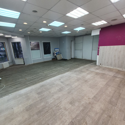 Фото: Отдельностоящее здан, трафик 51м2 test