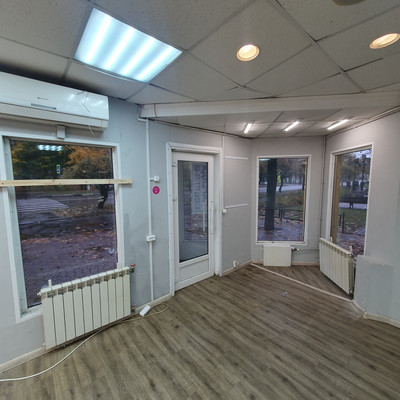 Фото: Отдельностоящее здан, трафик 51м2 test