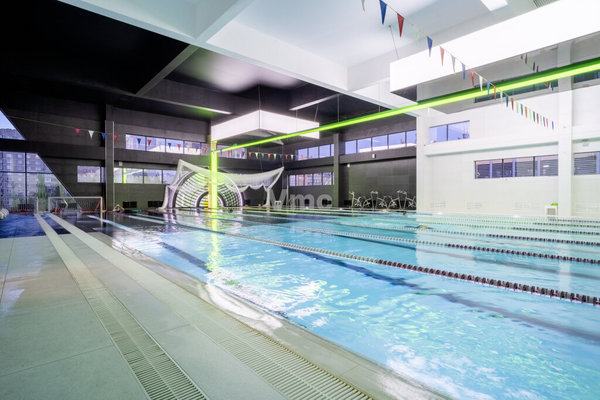 Фото: Продажа ТЦ с ФОК 9839.5 м2 test