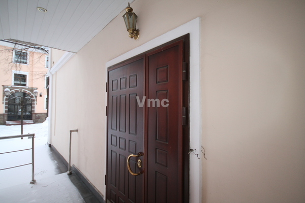 Фото: Здание офис test