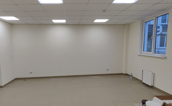 Фото: Сдам121кв.м.на трафике с ремонтом test