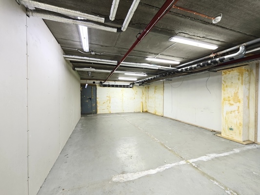 Фото: Сдам в аренду склад на цокольном этаже в центре Екатеринбурга test