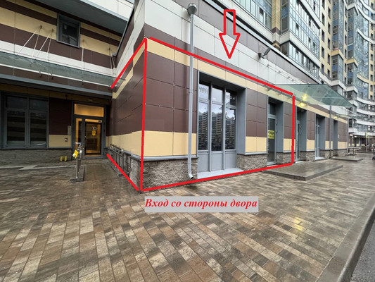 Фото: Густонаселеный квартал, два входа test