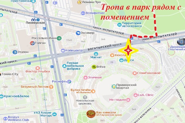 Фото: Густонаселеный квартал, два входа test