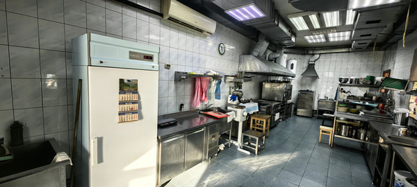 Фото: Сдаю кафе с оборудованием. test