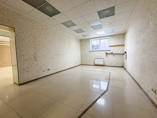 Фото: Сдам коммерческое помещение площадью 176 кв.м. на первом этаже с двумя отдельными входами test