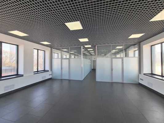 Фото: Тц, здание. Торговая площадь test