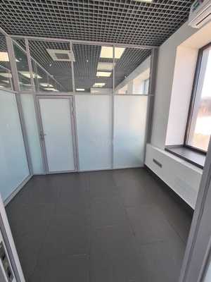 Фото: Тц, здание. Торговая площадь test