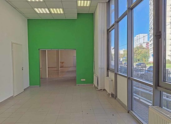 Фото: Аренда торгового помещения 350 м2 test