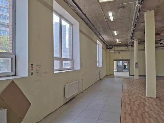 Фото: Аренда торгового помещения 350 м2 test