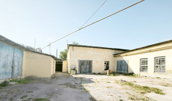 Фото: Консервный завод с участком! test