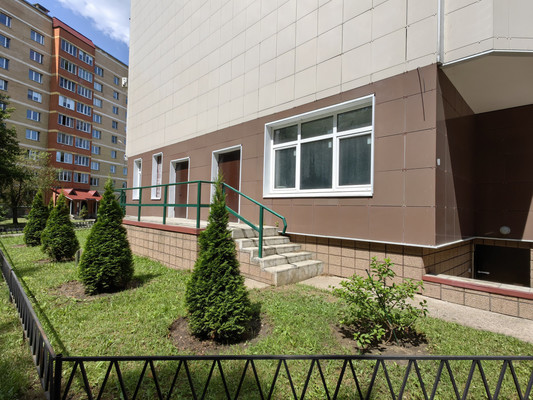 Фото: Пом. у входа на "Спартак", 98м2 test