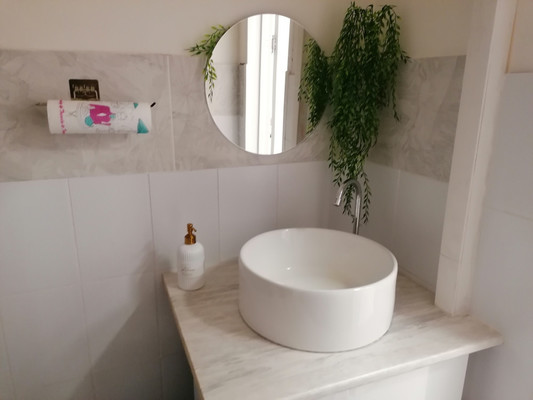 Фото: Первая линия под салон/магазин test